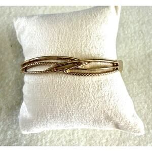Vintage 80’s Estate Signed Napier Gold Tone Hinged Bracelet
